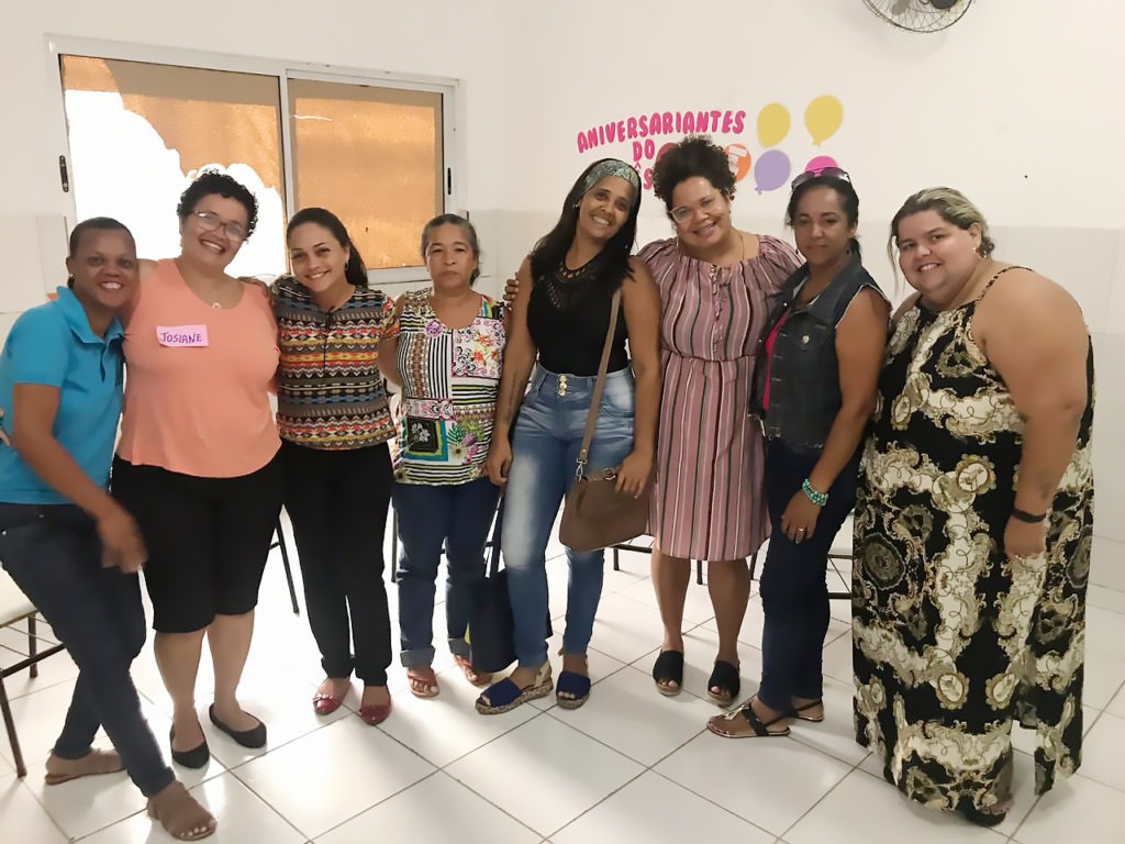 Emanuelle Silva e educadores em comunidades quilombolas na Bahia, no contexto da PVE Itinerante. Foto: Reprodução.