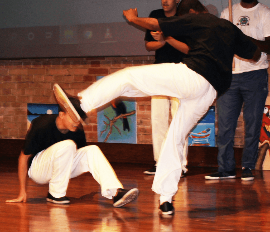 A capoeira e outras manifestações afro-brasileiras foram um dos destaques nas apresentações dos adolescentes.
