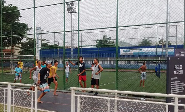 Experimentação com esporte na Vila Olímpica Jornalista Ary de Carvalho, Rio de Janeiro